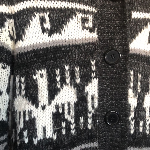 Tribal Pattern Sweater - Picture 2 of 4